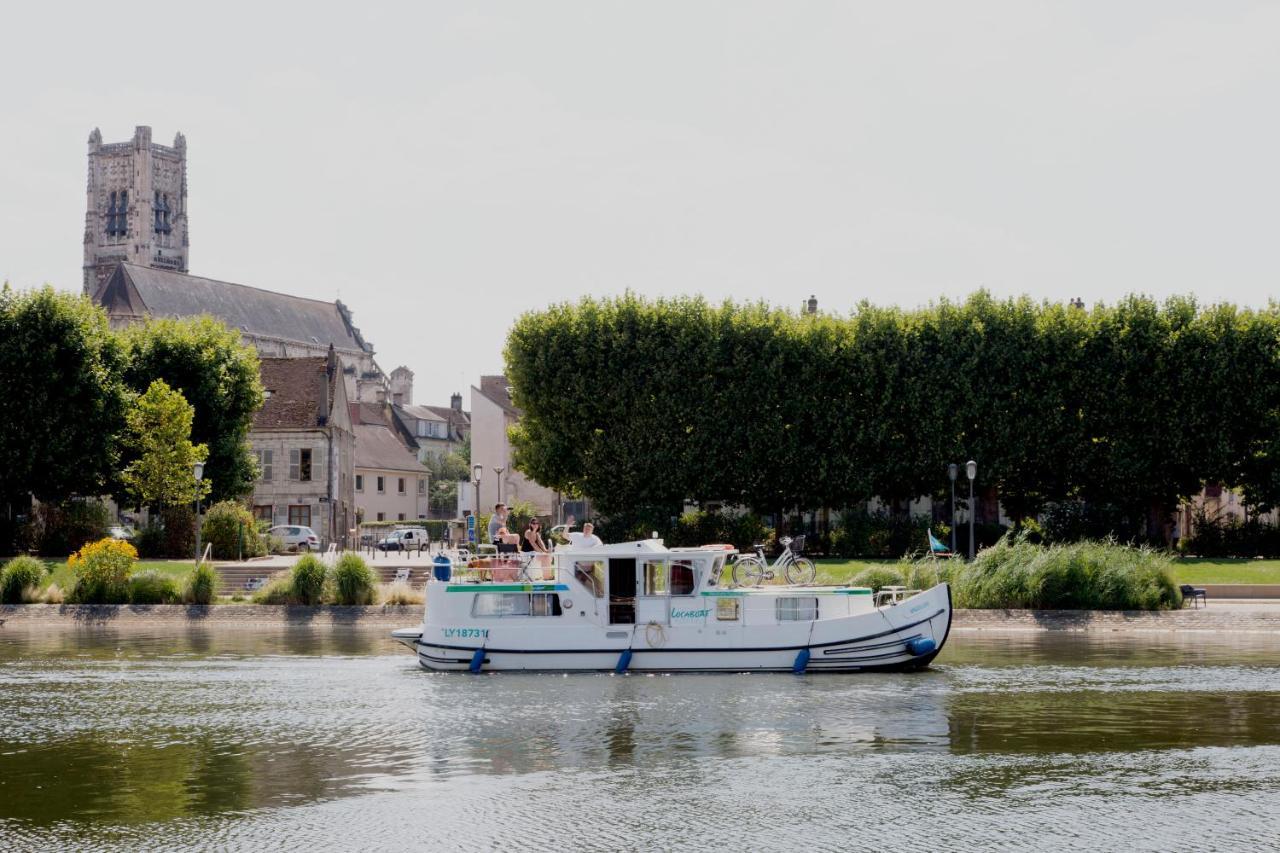 Duplex De Charmes N°1 Auxerre. * Auxerre